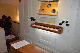 Napovedujemo: Anin večer in nadaljevanje abonmaja Gustav