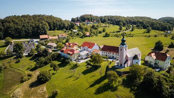 POHOD MODROSTI IN PRIJATELJSTVA