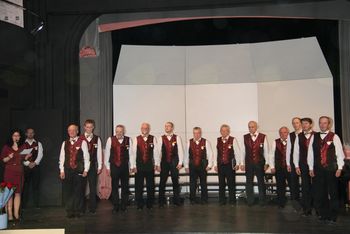 Območna revija odraslih pevskih zborov in malih pevskih skupin  