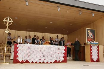 Moški pevski zbor Janko Kersnik sooblikoval  bogoslužje na Brezjah