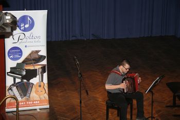 Veselo v deseto leto delovanja Glasbene šole Polton 