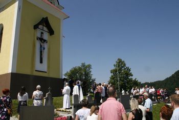 Farni praznik Karmelske Matere Božje na Češnjicah  