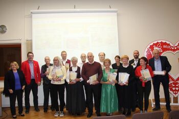 9. festival čebelarske pesmi 