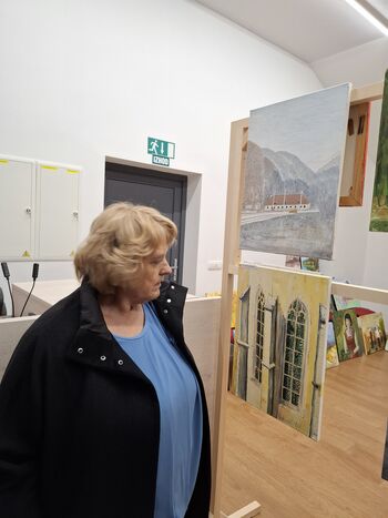 Prodajna razstava likovnih del  v Društvenem domu v Krašnji 