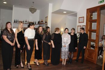 Koncert Božična zarja vokalne skupine Lilith s prijatelji Koncert Božična zarja vokalne skupine Lilith s prijatelji