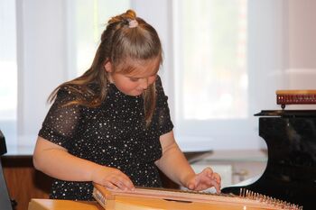 Pomladni nastop citrarjev