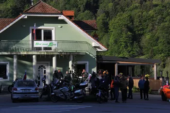 Ko nas prebudi zvok motorja
