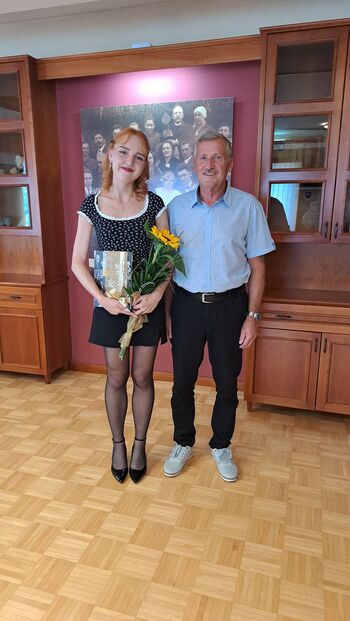 ŽUPAN SPREJEL ZLATO MATURANTKO EVO KLEMENT IZ BANOVEC  