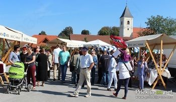 Sončna nedelja je v Veržej na Miholov sejem privabila veliko število obiskovalcev