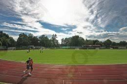 Pridružite se vadbi atletike