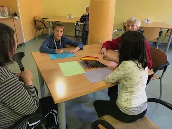 Prostovoljčki in stanovalci ponovno skupaj