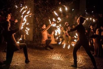 Ana Pravljična: Ognjeni spektakli