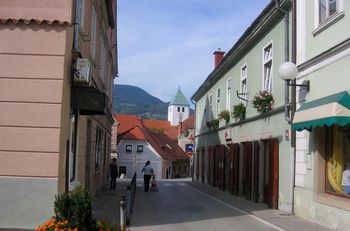 Popolna zapora Trubarjeve ulice