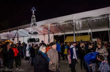 Prižgali smo praznične luči