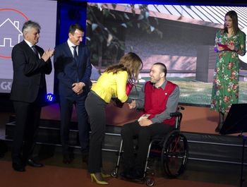 PODJETJU KRONOTERM CERTIFIKAT "ZNAK KAKOVOSTI V GRADBENIŠTVU" PODJETJU KRONOTERM CERTIFIKAT "ZNAK KAKOVOSTI V GRADBENIŠTVU"