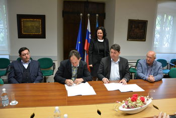 Podpisana pogodba za izvedbo rekonstrukcije javne razsvetljave občine Šempeter-Vrtojba