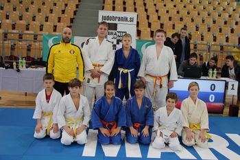 Judoistka Judo kluba Komenda Haya dominirala v dveh starostnih kategorijah