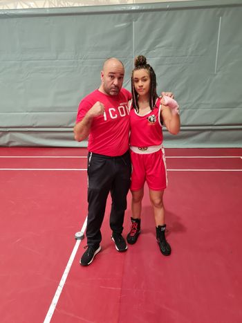 Haya Veinahndl Obaid boksala 3 runde zmage