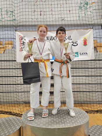 16 judoistov iz Novega mesta prineslo 16 kolajn