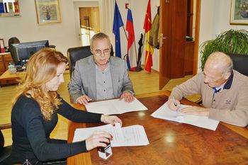 DARILO OBČANOM OBČINE KOMENDA