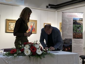 USTANOVLJEN MEDNARODNI KONZORCIJ PARTNERSTVA ZA OHRANJANJE IN OŽIVLJANJE OBRAMBNEGA SISTEMA CLAUSTRA USTANOVLJEN MEDNARODNI KONZORCIJ PARTNERSTVA ZA OHRANJANJE IN OŽIVLJANJE OBRAMBNEGA SISTEMA CLAUSTRA