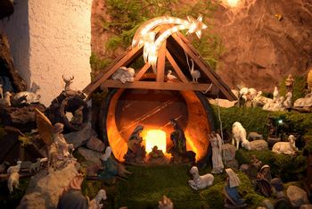 Simbola božičnih praznikov z bogato zgodovino