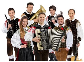 24. Občinski praznik: Zabava z ansamblom Saša Avsenika