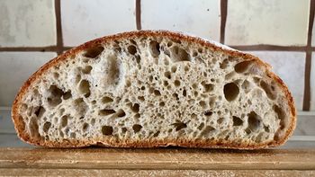 Delavnica peke kruha z drožmi - ODPOVEADNO