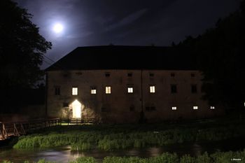 Poletna muzejska noč v Muzeju pošte in telekomunikacij
