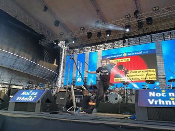 Noč na Vrhniki + Plesna šola Urška Vrhnika