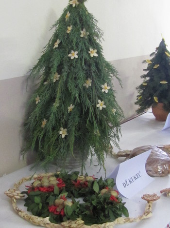 Razstava adventnih aranžmajev na Kukeču