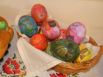 Razstava velikonočnih pisanic in aranžmajev v Peskovcih