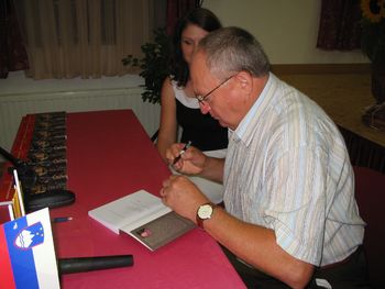 Literarni večer z Aleksandrom Ružičem