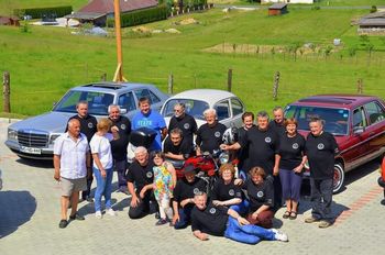 Vožnja po Goričkem s starodobniki