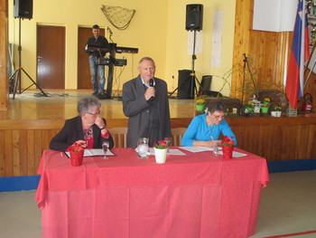 ENOTNOST IN POZITIVNA ENERGIJA ČLANOV DRUŠTVA UPOKOJENCEV KRIŽEVCI ENOTNOST IN POZITIVNA ENERGIJA ČLANOV DRUŠTVA UPOKOJENCEV KRIŽEVCI