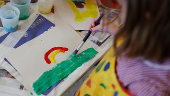 ZAGOTAVLJANJE NUJNEGA VARSTVA OTROK V VRTCU