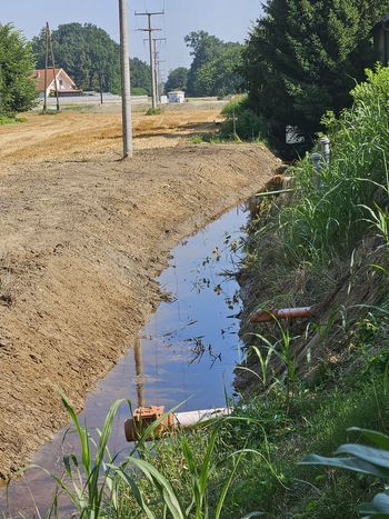 ČIŠČENJE IN UREJANJE JARKOV V LUKAVCIH