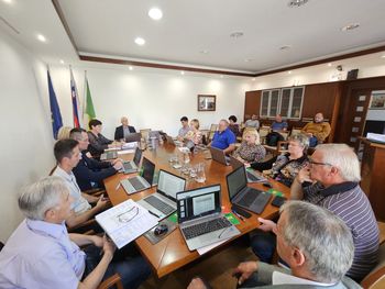 ZNANA SO IMENA LETOŠNJIH OBČINSKIH NAGRAJENCEV