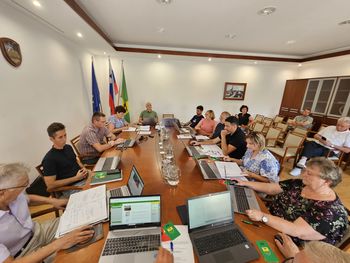 OBČINSKI SVET JE ZASEDAL NA JUNIJSKI SEJI