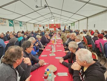 Srečanje gasilskih veteranov v Križevcih: druženje, spomini in optimizem za prihodnost