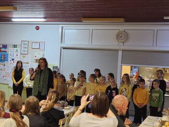 Tradicionalni slovenski zajtrk v ospredju: OŠ Križevci krepi zdrave navade in lokalno pridelavo