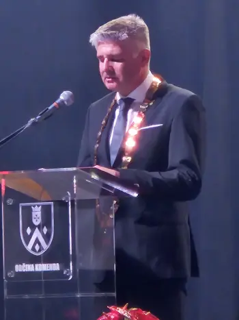 SLAVNOSTNA  AKADEMIJA V POBRATENI OBČINI KOMENDA