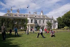 Ini-Mini: Predstavitev jezikovnih počitnic v tujini