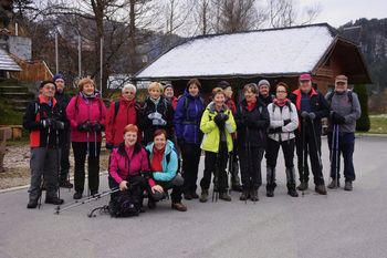 Pohod po obronkih Paškega Kozjaka