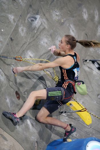 Slovenjgradčanka Janja Garnbret postala svetovna prvakinja v težavnostnem plezanju Slovenjgradčanka Janja Garnbret postala svetovna prvakinja v težavnostnem plezanju