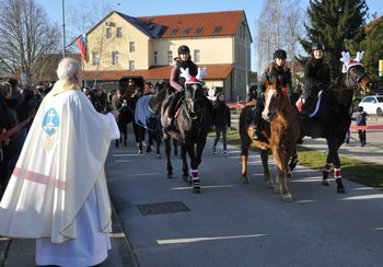 Blagoslov konjev in Dan samostojnosti