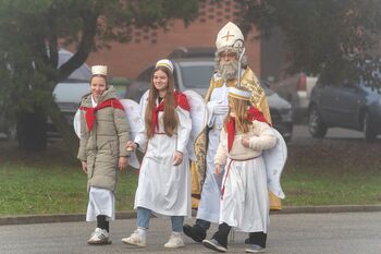 Obisk Miklavža z Miklavževim bazarjem Obisk Miklavža z Miklavževim bazarjem