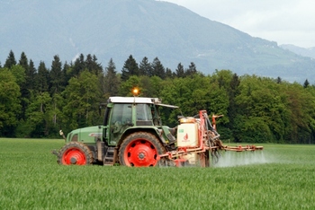 Pregledovanje naprav za nanos fitofarmacevtskih sredstev - Testiranje Škropilnic