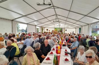 27. OBČINSKI PRAZNIIK: SREČANJE STAREJŠIH OBČANOV IN ZAKONSKIH JUBILANTOV 