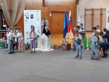 En pesnik je živel, iz Vrbe je bil ...